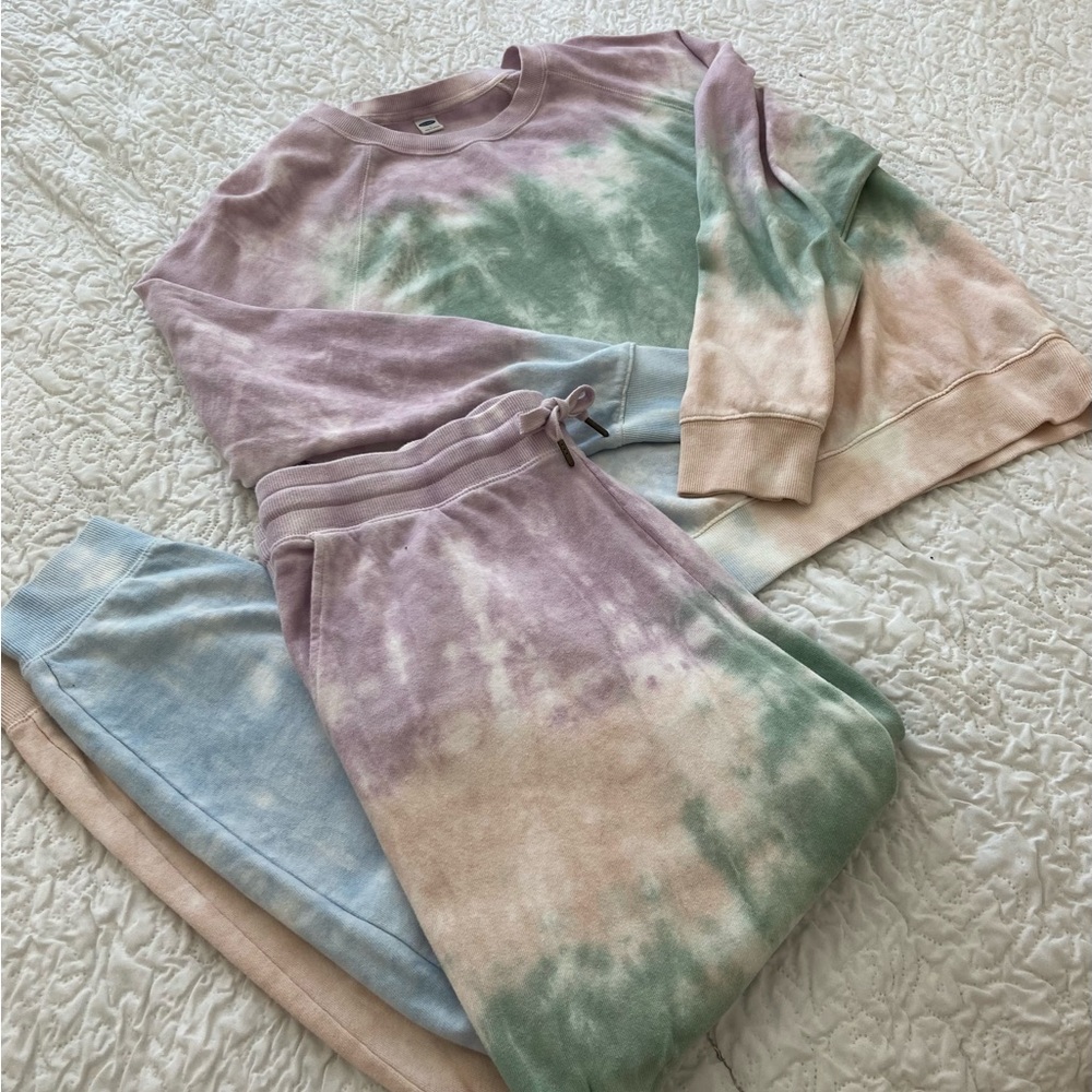 Old Navy tie dye matching sweatsuit